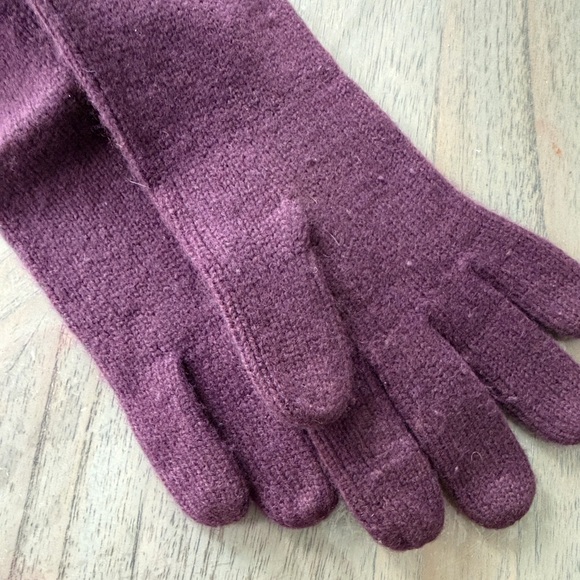 Aris Purple cashmere/Wool Gloves - Picture 6 of 6